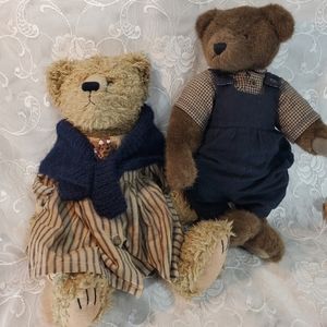 Cute pair of Vintage Boyds Bears Grandma and Grandpa
